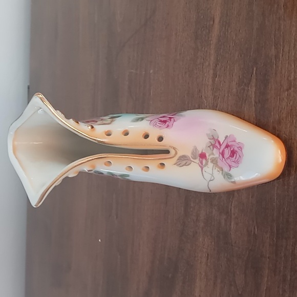 A.A. Importing Company from Japan Vintage Porcelain Flowered Shoes - Picture 4 of 12